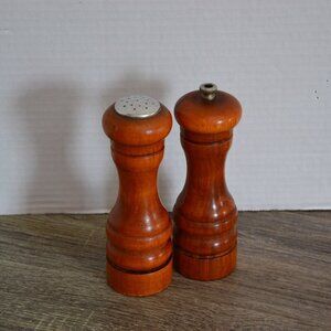 Vtg Baribocraft Salt and Pepper Shakers